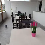Hotell Duro Golem (Tirana)